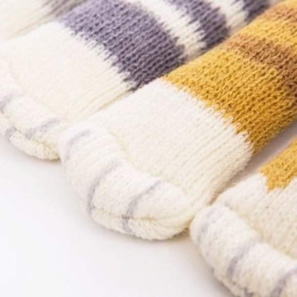 Handmade Cat Paw Socks Floor Protectors - Picture 6 of 8